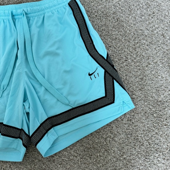 Nike Women’s Large Dri-Fit Basketball Shorts Blue - Picture 3 of 5